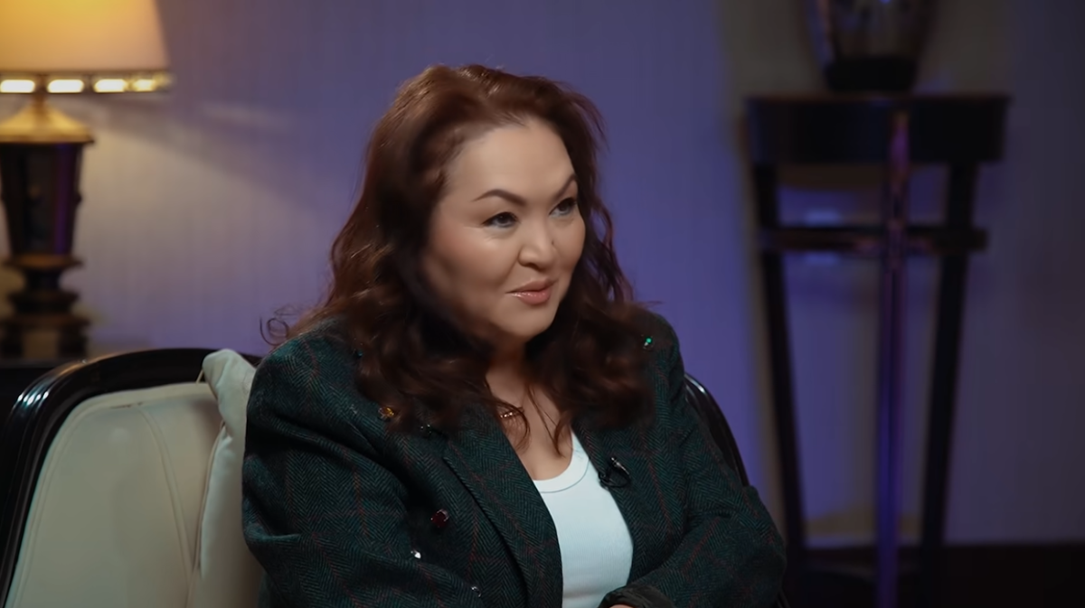 «Алтын бесікте туылған жоқпыз»: Бағым Мақсатқызы балалық шағы жайлы айтты